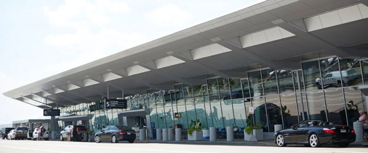 Air Wisconsin Airline CLE Terminal