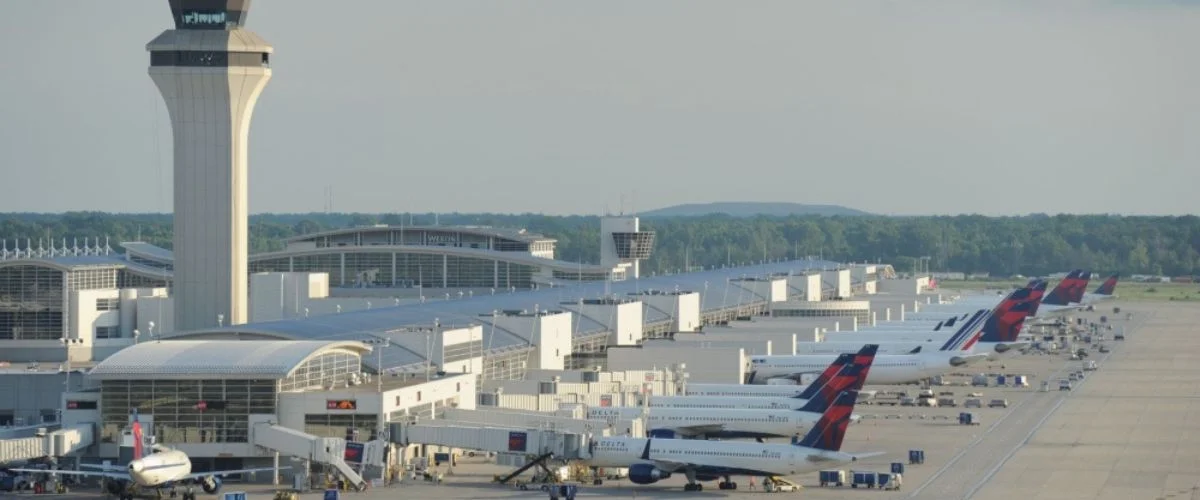 Air Wisconsin Airline DTW Terminal
