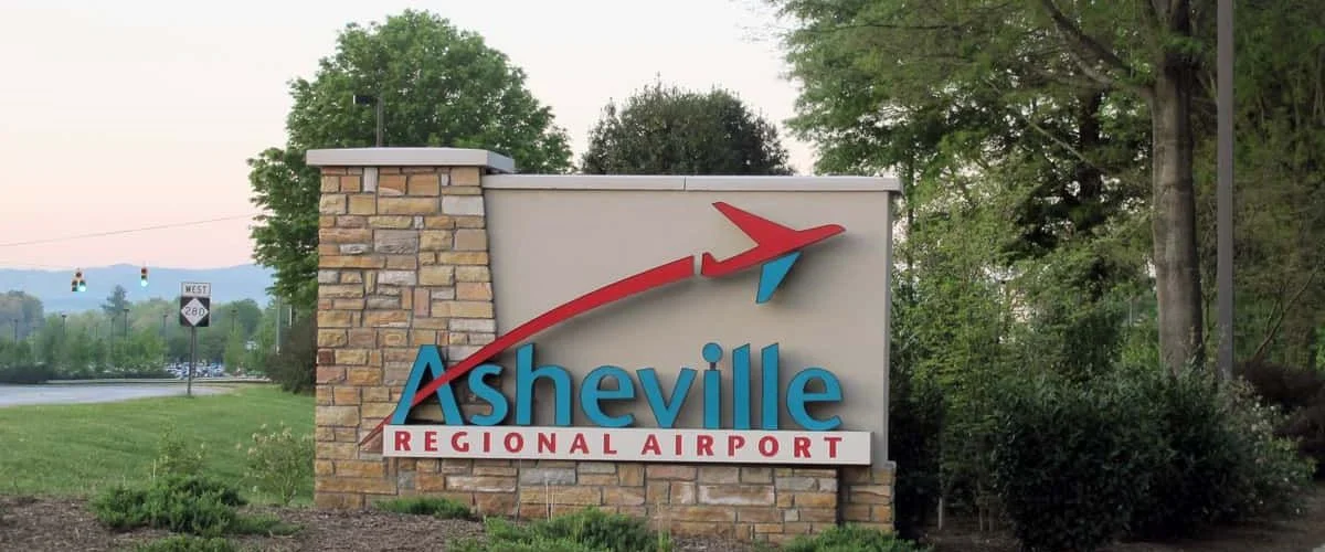 United Airlines AVL Terminal