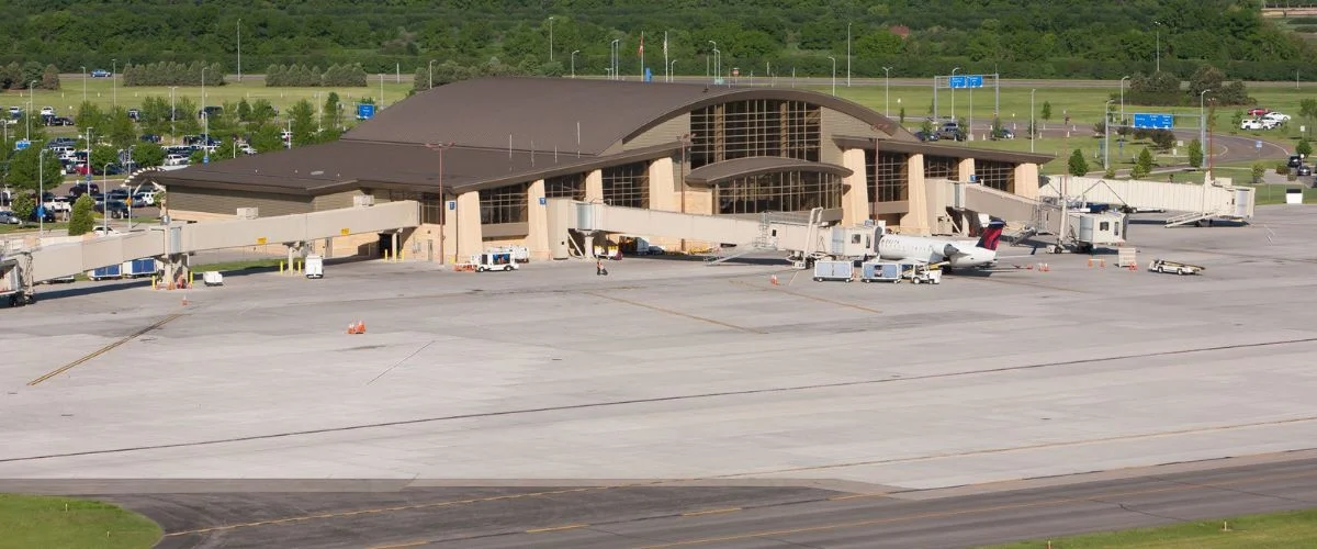 United Airlines BIS Terminal