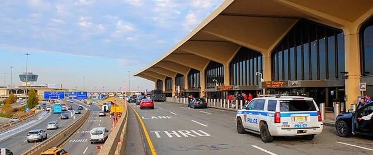United Airlines EWR Terminal