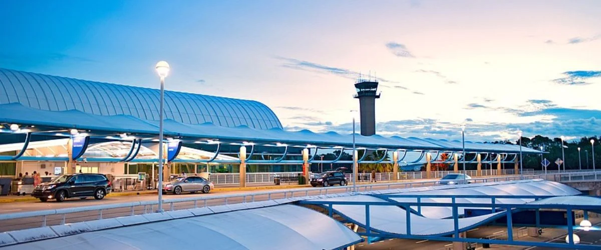 United Airlines JAX Terminal
