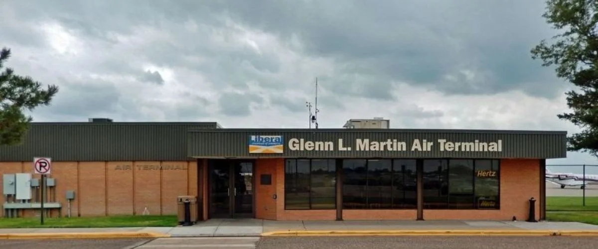 United Airlines LBL Terminal
