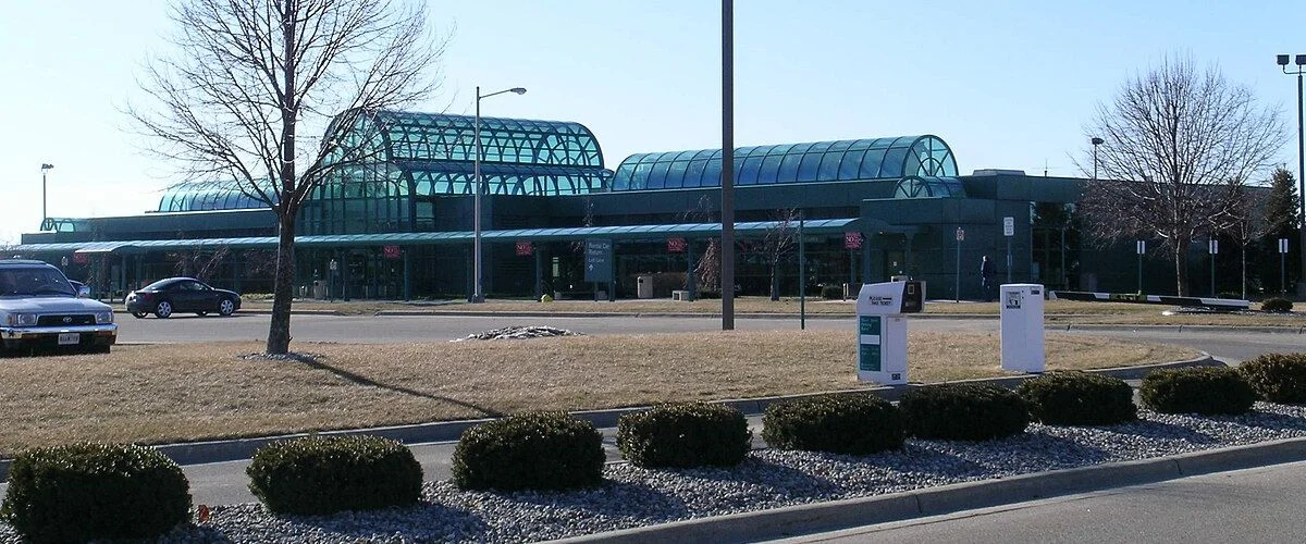 United Airlines MKG Terminal