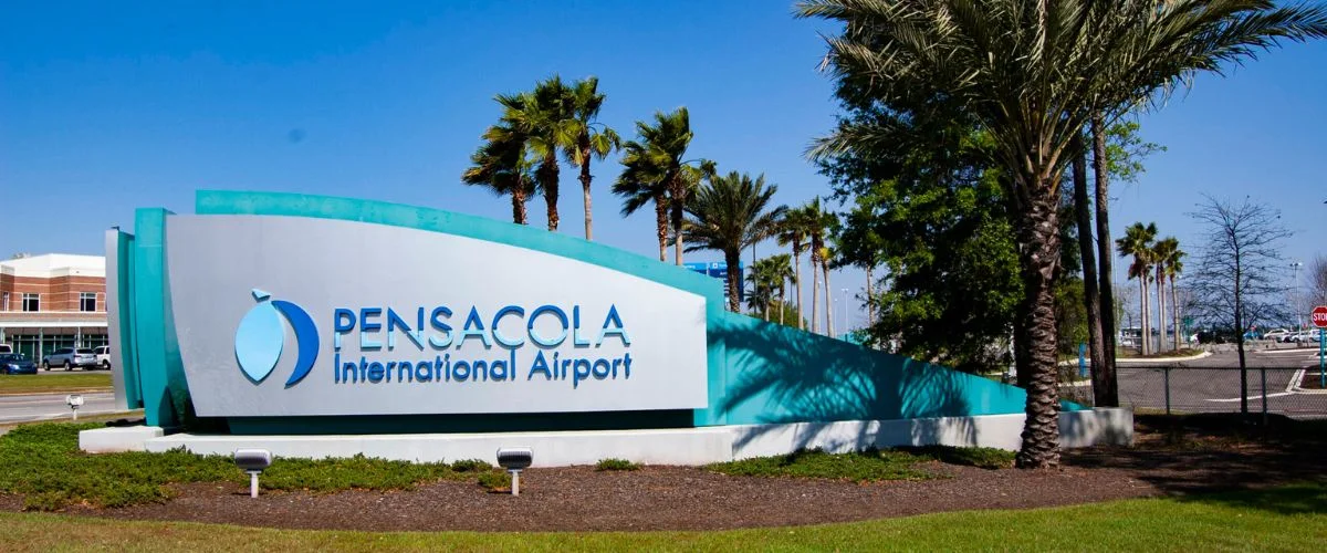United Airlines PNS Terminal