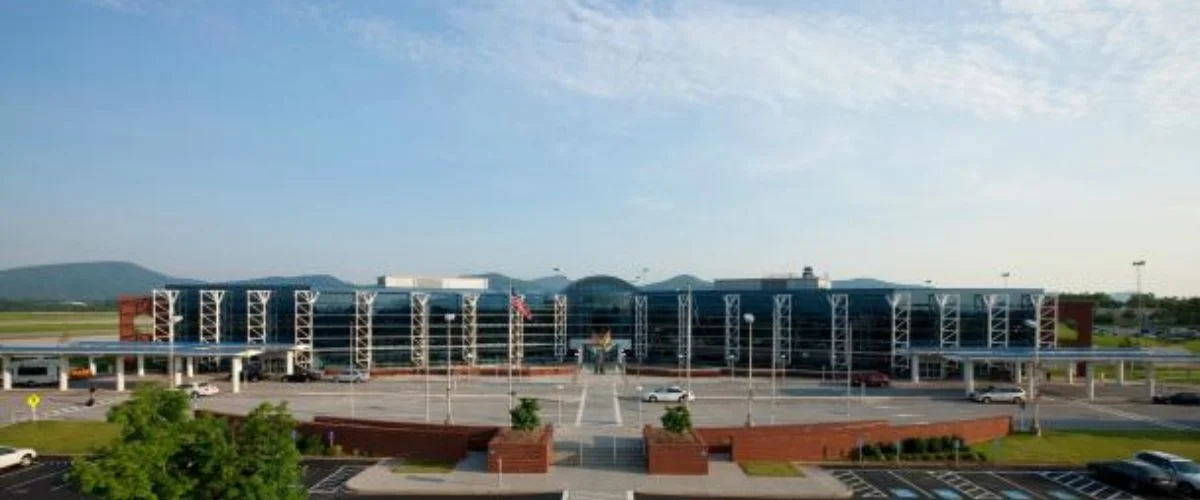 United Airlines ROA Terminal