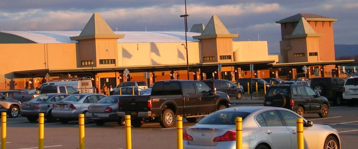 United Airlines SWF Terminal