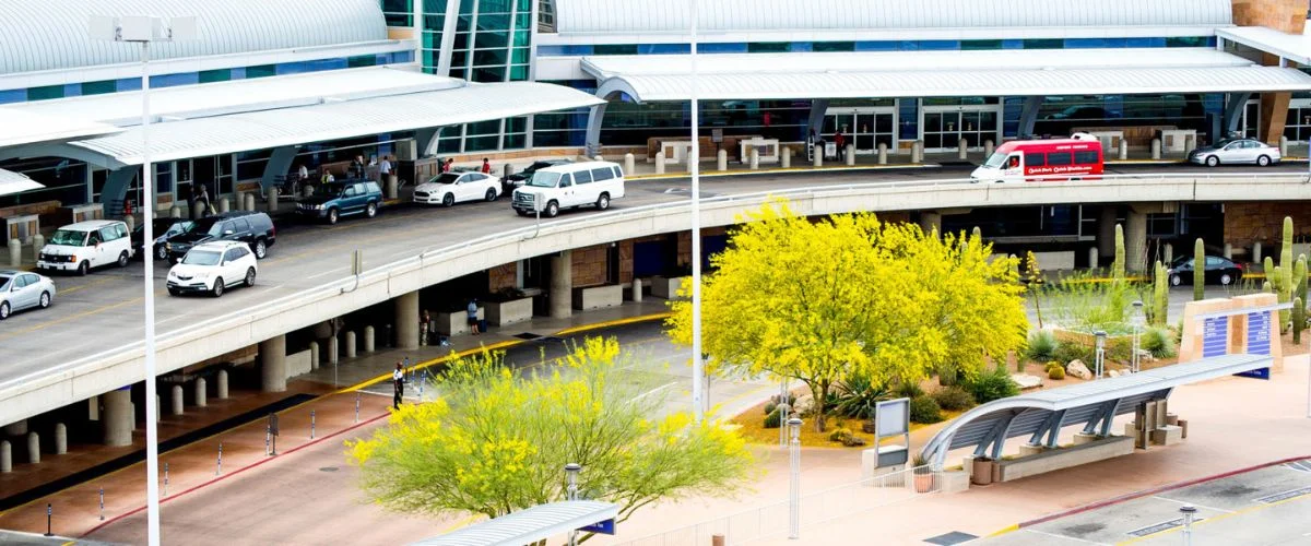 United Airlines TUS Terminal