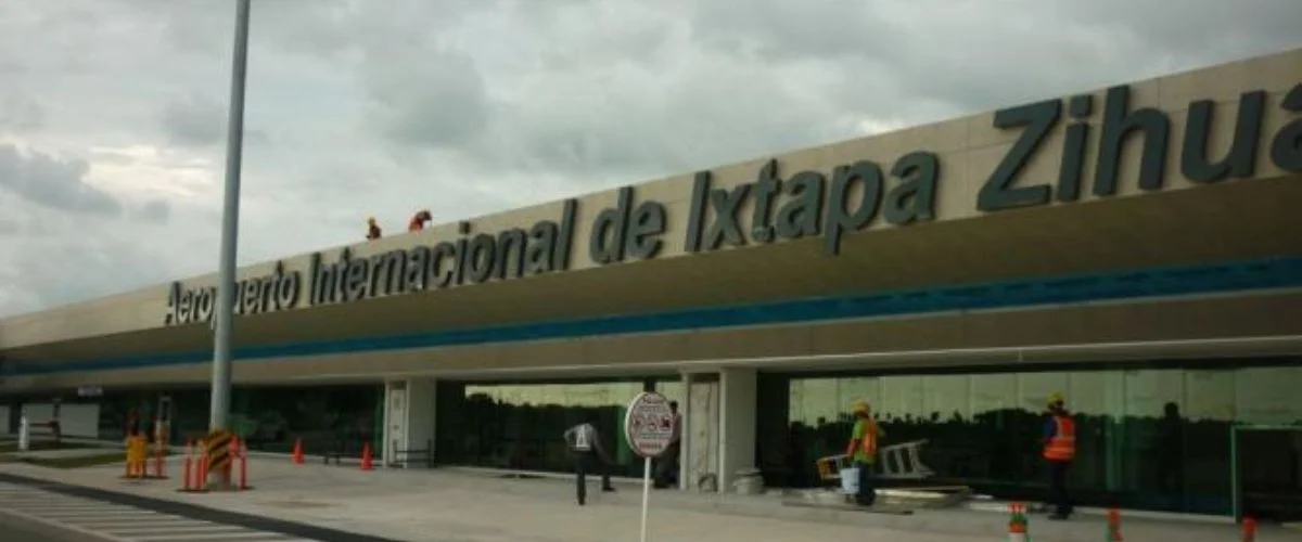 United Airlines ZIH Terminal